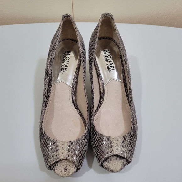 Michael kors peep-toe heels